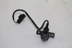 Gebruikte Krukas sensor Volvo XC90 I 2.4 D5 20V Prijs € 40,00 Margeregeling aangeboden door Auto Demontage Elferink B.V.