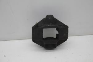 Gebruikte Remklauw (Tang) links-achter Saab 99 Combi Coupé 2.0 GL Prijs € 50,00 Margeregeling aangeboden door Auto Demontage Elferink B.V.