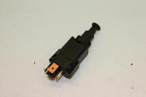 Gebruikte Remlicht Schakelaar Saab 9-5 (YS3E) 2.3t 16V Prijs € 25,00 Margeregeling aangeboden door Auto Demontage Elferink B.V.