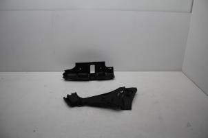 Gebruikte Bumpersteun rechts-achter Volvo C30 (EK/MK) 1.6 D 16V Prijs € 50,00 Margeregeling aangeboden door Auto Demontage Elferink B.V.