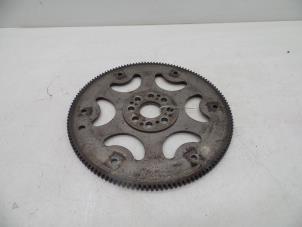 Gebruikte Vliegwiel Saab 9-3 II (YS3F) 1.8t 16V Prijs € 50,00 Margeregeling aangeboden door Auto Demontage Elferink B.V.