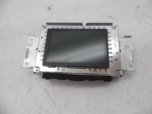 Gebruikte Display Interieur Volvo V60 I (FW/GW) 1.6 T3 16V Prijs € 175,00 Margeregeling aangeboden door Auto Demontage Elferink B.V.