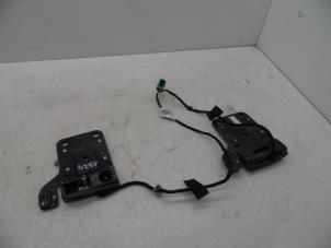 Gebruikte Cabriodak Bediening Volvo C70 (MC) 2.0 D 16V Prijs € 125,00 Margeregeling aangeboden door Auto Demontage Elferink B.V.