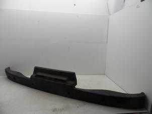 Gebruikte Bumperdeel midden-achter Saab 9-3 II Sport Sedan (YS3F) 2.2 TiD 16V Prijs € 65,00 Margeregeling aangeboden door Auto Demontage Elferink B.V.