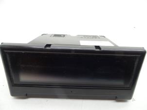 Gebruikte Display Interieur Volvo S40 (MS) 2.4i 20V Prijs € 40,00 Margeregeling aangeboden door Auto Demontage Elferink B.V.