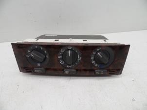 Gebruikte Kachelcomputer Volvo S40 (VS) 2.0 16V T Prijs € 50,00 Margeregeling aangeboden door Auto Demontage Elferink B.V.