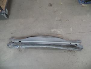 Gebruikte Bumperframe achter Volvo V70 (BW) 2.0 D 16V Prijs € 125,00 Margeregeling aangeboden door Auto Demontage Elferink B.V.
