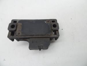 Gebruikte Map Sensor (inlaatspruitstuk) Volvo V70 (GW/LW/LZ) 2.5 10V Prijs € 25,00 Margeregeling aangeboden door Auto Demontage Elferink B.V.