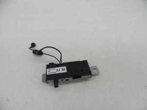 Gebruikte Antenne Versterker Saab 9-5 (YS3G) 2.0 TiD 16V Prijs € 25,00 Margeregeling aangeboden door Auto Demontage Elferink B.V.