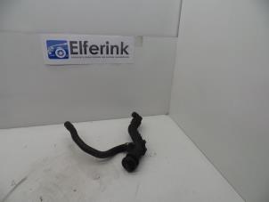 Gebruikte Oliedop Volvo V50 (MW) 2.0 D 16V Prijs € 25,00 Margeregeling aangeboden door Auto Demontage Elferink B.V.