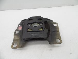 Gebruikte Motorrubber Volvo V40 (MV) 1.6 T2 GTDi 16V Prijs € 50,00 Margeregeling aangeboden door Auto Demontage Elferink B.V.