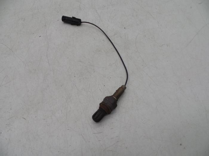 Gebruikte Lambda Sonde Opel Corsa B (73/78/79) 1.4Si Joy,Sport,GLS Prijs € 25,00 Margeregeling aangeboden door Auto Demontage Elferink B.V.