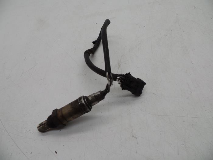 Gebruikte Lambda Sonde Volvo V70 (GW/LW/LZ) 2.0 T-5 Turbo 20V AWD Prijs € 50,00 Margeregeling aangeboden door Auto Demontage Elferink B.V.