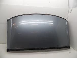 Gebruikte Afdekplaat Cabriodak Volvo C70 (MC) 2.5 T5 20V Prijs € 250,00 Margeregeling aangeboden door Auto Demontage Elferink B.V.