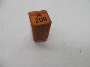 Gebruikte Relais Volvo 850 Estate 2.5 TDI Prijs € 25,00 Margeregeling aangeboden door Auto Demontage Elferink B.V.