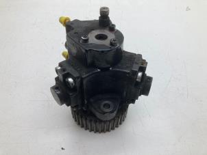 Gebruikte Dieselpomp Saab 9-3 Sport Estate (YS3F) 1.9 TiD 16V Prijs € 175,00 Margeregeling aangeboden door Auto Demontage Elferink B.V.