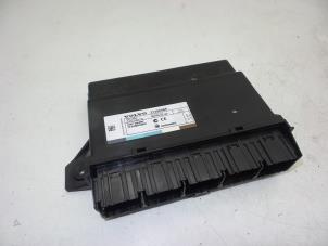 Gebruikte Computer Diversen Volvo C70 (MC) 2.5 T5 20V Prijs € 75,00 Margeregeling aangeboden door Auto Demontage Elferink B.V.
