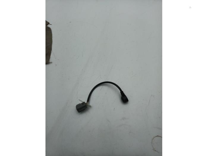 Gebruikte Klopsensor Volvo C30 (EK/MK) 1.8 16V Prijs € 25,00 Margeregeling aangeboden door Auto Demontage Elferink B.V.