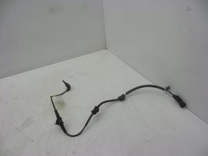Gebruikte Sensor ABS Opel Insignia 2.0 Turbo 16V E85 Prijs € 25,00 Margeregeling aangeboden door Auto Demontage Elferink B.V.