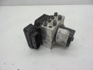 Gebruikte ABS Pomp Opel Insignia 1.8 16V Ecotec Prijs € 60,00 Margeregeling aangeboden door Auto Demontage Elferink B.V.