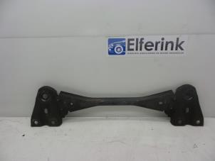 Gebruikte Steun (diversen) Volvo XC60 I (DZ) 2.4 D5 20V AWD Prijs € 50,00 Margeregeling aangeboden door Auto Demontage Elferink B.V.