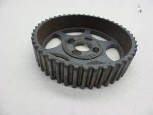Gebruikte Nokkenas Tandwiel Volvo XC60 I (DZ) 2.4 D5 20V AWD Prijs € 25,00 Margeregeling aangeboden door Auto Demontage Elferink B.V.