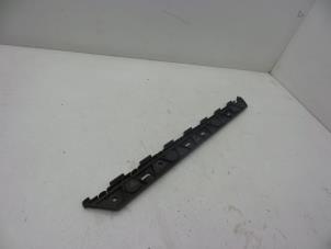 Gebruikte Steun (diversen) Saab 9-3 II (YS3F) 1.8t 16V Prijs € 25,00 Margeregeling aangeboden door Auto Demontage Elferink B.V.