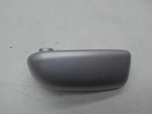 Gebruikte Schakelaar Stoelverstelling Saab 9-3 II (YS3F) 1.8t 16V Prijs € 25,00 Margeregeling aangeboden door Auto Demontage Elferink B.V.