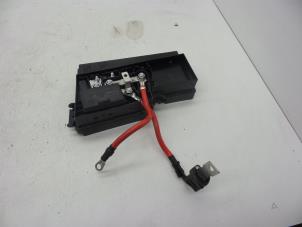 Gebruikte Zekeringkast Volvo V40 (MV) 2.0 D2 16V Prijs € 75,00 Margeregeling aangeboden door Auto Demontage Elferink B.V.