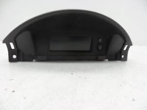 Gebruikte Display Interieur Opel Combo (Corsa C) 1.7 DTI 16V Prijs € 25,00 Margeregeling aangeboden door Auto Demontage Elferink B.V.