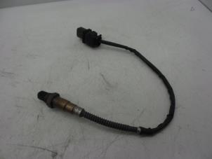 Gebruikte Lambda Sonde Volvo XC90 I 2.4 D5 20V Prijs € 25,00 Margeregeling aangeboden door Auto Demontage Elferink B.V.