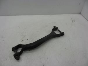 Gebruikte Reactiestang links-achter Volvo XC90 I 2.4 D5 20V Prijs € 25,00 Margeregeling aangeboden door Auto Demontage Elferink B.V.