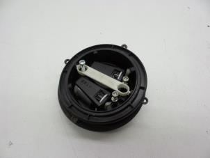 Gebruikte Spiegel motor links Saab 900 II (YS3D) 2.0 SE Turbo 16V Prijs € 25,00 Margeregeling aangeboden door Auto Demontage Elferink B.V.