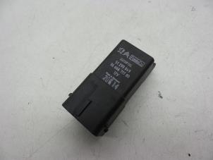 Gebruikte Gloeirelais Volvo V40 (MV) 1.6 D2 Prijs € 25,00 Margeregeling aangeboden door Auto Demontage Elferink B.V.