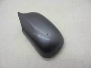 Gebruikte Spiegelkap links Saab 9-3 II Sport Sedan (YS3F) 1.9 TiD 16V Prijs € 25,00 Margeregeling aangeboden door Auto Demontage Elferink B.V.