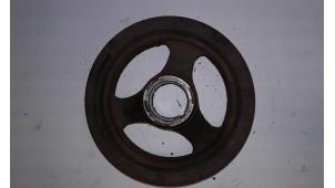 Gebruikte Krukas Poelie Saab 9000 CS 2.0i 16V CS,CSE Prijs € 40,00 Margeregeling aangeboden door Auto Demontage Elferink B.V.