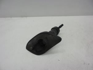 Gebruikte Koplamp Sproeier Saab 9-3 II Sport Sedan (YS3F) 1.8t 16V Prijs € 25,00 Margeregeling aangeboden door Auto Demontage Elferink B.V.