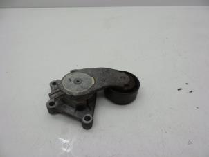 Gebruikte Spanner multiriem Volvo V40 (MV) 1.6 D2 Prijs € 25,00 Margeregeling aangeboden door Auto Demontage Elferink B.V.