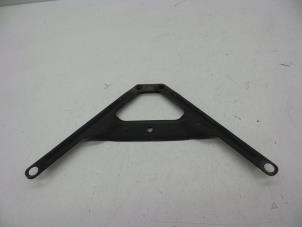 Gebruikte Steun (diversen) Saab 9-3 II Sport Sedan (YS3F) 1.9 TiD 16V Prijs € 25,00 Margeregeling aangeboden door Auto Demontage Elferink B.V.