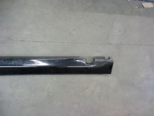 Gebruikte Dorpel links Saab 9-3 I (YS3D) 2.0 SE Turbo 16V Prijs € 75,00 Margeregeling aangeboden door Auto Demontage Elferink B.V.