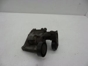 Gebruikte Motorrubber Volvo V50 (MW) 2.4i 20V Prijs € 50,00 Margeregeling aangeboden door Auto Demontage Elferink B.V.