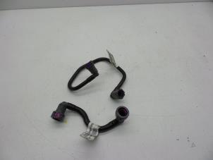 Gebruikte Remslang voor Opel Ampera-e 1.4 16V Prijs € 25,00 Margeregeling aangeboden door Auto Demontage Elferink B.V.