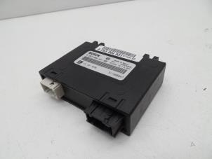 Gebruikte PDC Module Opel Vectra C Caravan 1.9 CDTI 16V Prijs € 40,00 Margeregeling aangeboden door Auto Demontage Elferink B.V.
