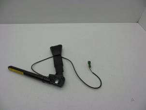 Gebruikte Gordelspanner rechts Opel Astra G (F08/48) 1.6 Prijs € 50,00 Margeregeling aangeboden door Auto Demontage Elferink B.V.