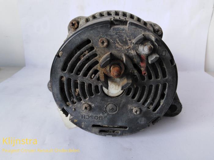 Dynamo van een Peugeot 106 I 1.3 Rallye 1994