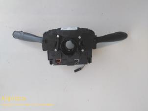 Gebruikte Licht + Raw Schakelaar Citroen C3 Prijs € 49,00 Margeregeling aangeboden door Fa. Klijnstra & Zn. VOF