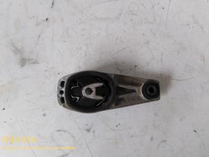 Gebruikte Motorsteun Peugeot 208 Prijs op aanvraag aangeboden door Fa. Klijnstra & Zn. VOF