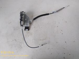 Gebruikte Deurslot Mechaniek 4Deurs rechts-voor Peugeot 3008 Prijs op aanvraag aangeboden door Fa. Klijnstra & Zn. VOF