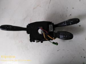 Gebruikte Licht + Raw Schakelaar Peugeot 207 Prijs € 75,00 Margeregeling aangeboden door Fa. Klijnstra & Zn. VOF