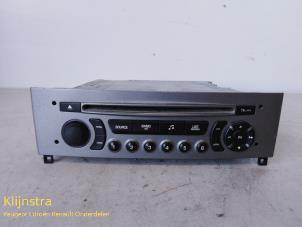 Gebruikte Radio CD Speler Peugeot 308 (4A/C) 1.6 VTI 16V Prijs € 75,00 Margeregeling aangeboden door Fa. Klijnstra & Zn. VOF